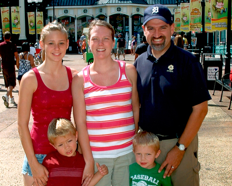 Brittany Baehr, Grant, Leigh, David Dave Kish, Six Flags over Georgia