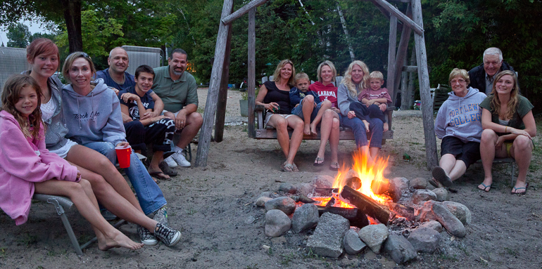 Gabriella Kish, Brittany Baehr, Ellen, Dennis, Matt, Dave Kish, Darcy Fisher, Grant & Leigh Kish, Kris Crites, David Kish, Dian & Bob Crites, Sydney Fisher