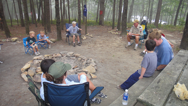 Pack 39 around the campfire.